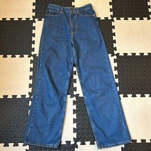 Urban outfitter BDG loose fit jeans, size 25